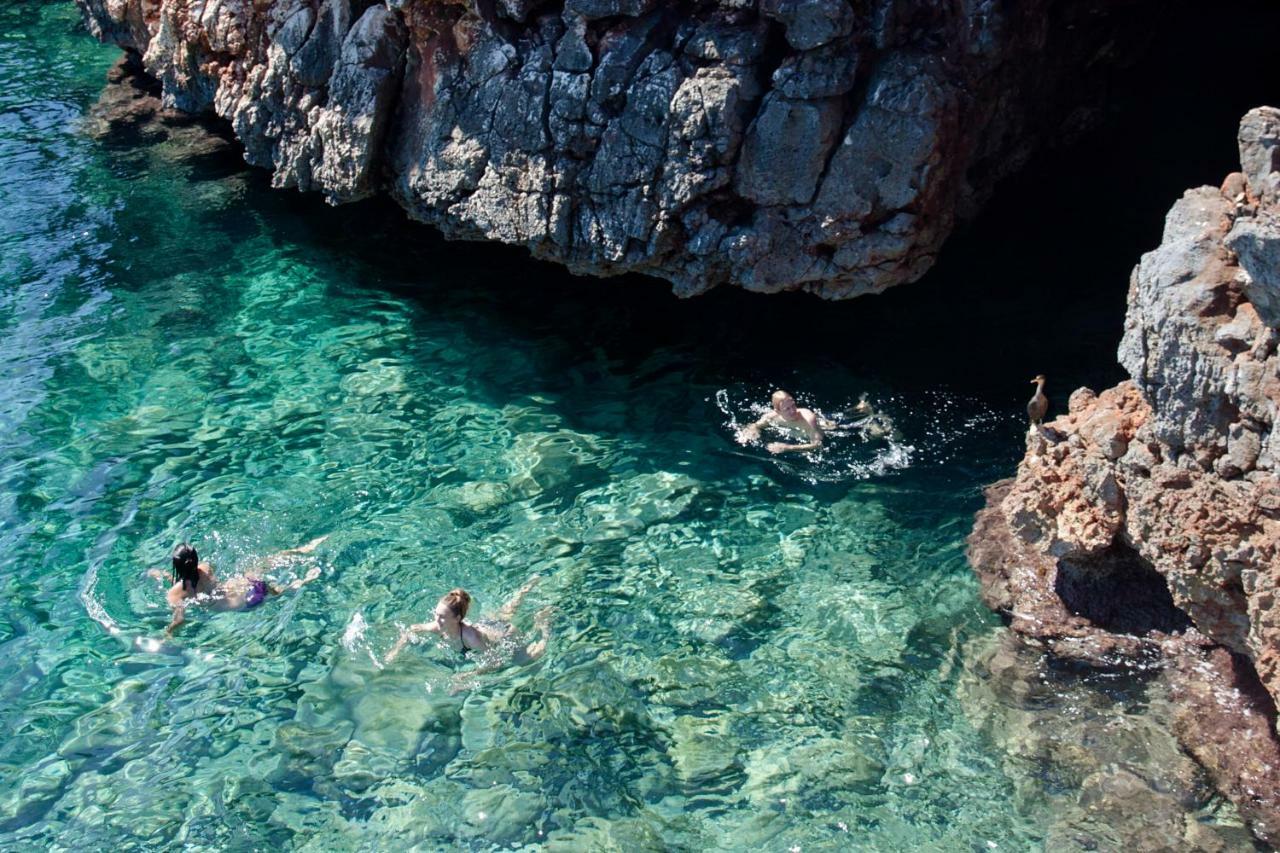 Bj Cala Morlanda Estudios (Adults Only) S'Illot  Exteriör bild